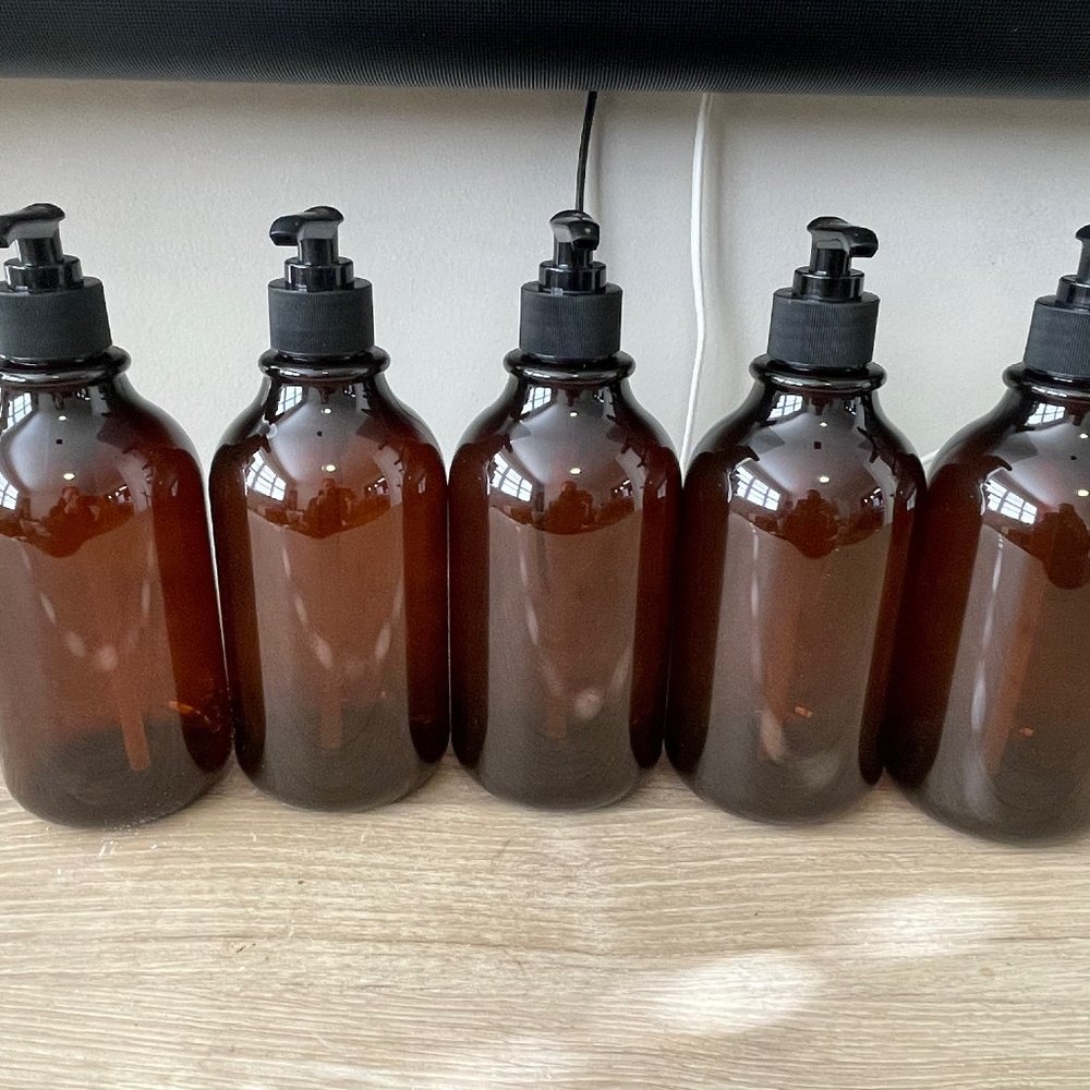 Set of 5 Plastic Amber Pump Dispensers